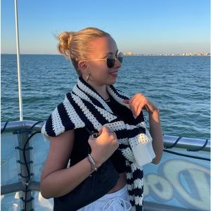 Meet your Posher, Sasha